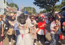 Ribuan Warga Meriahkan Karnaval HUT RI ke-79 di Desa Wanaherang Bogor