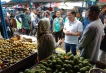 Ini Solusi Penanganan PKL dari Paslon Nomor 5 Rayendra-Eka