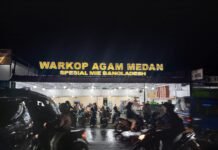 Warkop Agam Medan Bogor Siapkan Makan Gratis Untuk Personil Damkar Yang Berjibaku Dalam Peristiwa Kebakaran Tajur