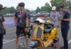 Keseruan Scooter Prix 2024 Round 3 di Sirkuit Sentul, Bogor Aksi seru di Sirkuit Sentul! Scooter Prix 2024 Round 3 menyuguhkan balapan penuh adrenalin dan semangat! Foto: Harnas.id