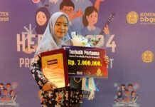 Titih Windasari dari KB Yanfi Raih Juara 1 Provinsi GTK Inovatif, Kolaborasi AI dan Budaya Lokal