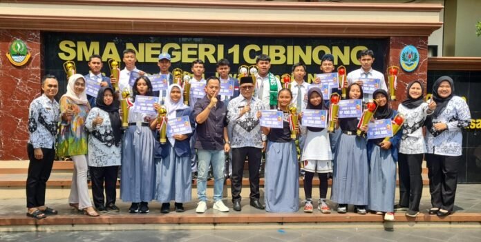 IMG-20241125-WA0036 Peraih Juara Turnamen Komite Cup CibiOne. Foto: Chaerudin/Harnas.id