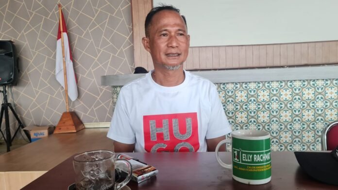 Kepala Desa Bojong Nangka, H. Amir Arsyad. Foto: Chaerudin/Harnas.id