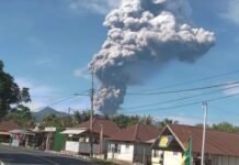 Gunung Dukono Erupsi, Kolom Abu Capai 3.000 Meter, Waspada Bahaya Abu Vulkanik
