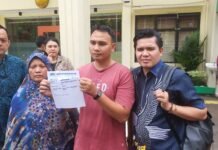 Sidang Perkara Pengelolaan Sampah TPS Ilegal Limo Kembali Ditunda