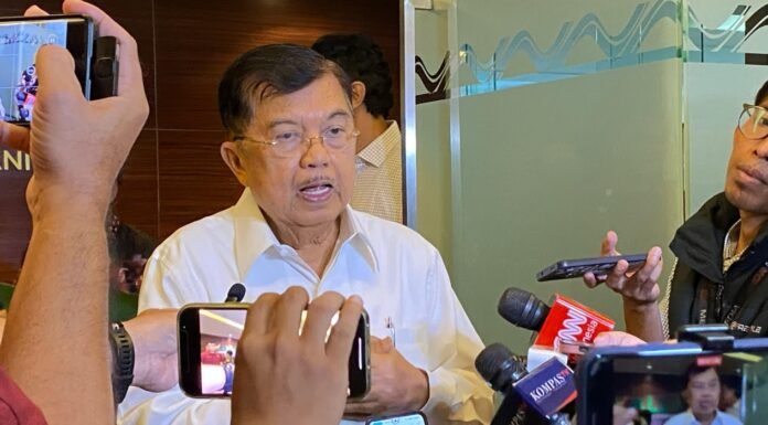 Sebut Upaya Jadi Ketua PMI Ilegal, Jusuf Kalla Laporkan Agung Laksono ke Polisi