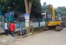 Warga Griya Bukit Jaya Bergotong Royong Atasi Banjir, Harapkan Solusi Permanen dari Pemkab Bogor