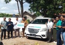 PT Godrej Salurkan Mobil untuk Warga Parung Tanjung
