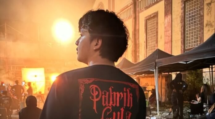 Pengalaman Mistis Artis Arbani Yasiz dan Erika Carlina dalam Syuting Film Pabrik Gula Pengalaman Mistis Artis Arbani Yasiz/(instagram/@arbaniyasiz)