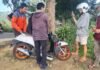 Kecelakaan di Tanjakan Gunung Leutik, Motor Ringsek Parah Usai Senggolan dengan Pick-Up