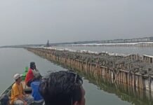 Misteri Pagar Bambu di Pesisir Bekasi, Warga Bertanya-Tanya