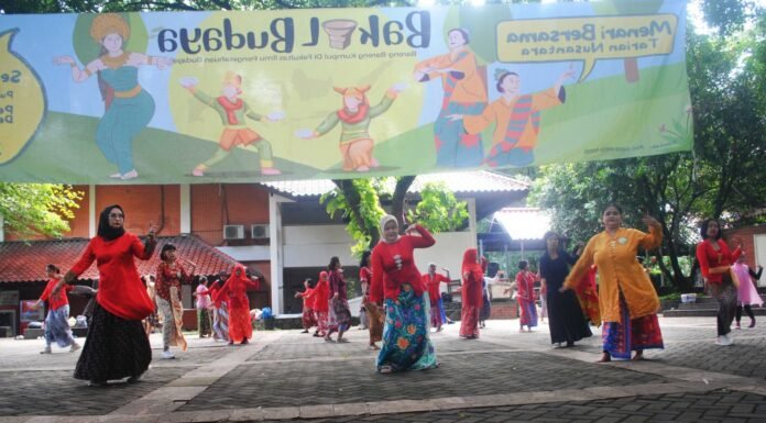 Bakul Budaya FIB UI Kolaborasikan Tari Nusantara Sambut Tahun Baru Imlek