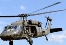 Black Hawk dan Pesawat Komersial Bertabrakan di Langit Washington DC