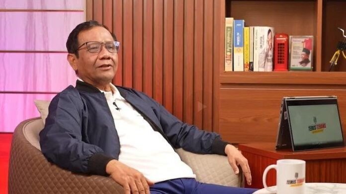 mantan-menko-polhukam-mahfud-md23232