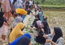 Ratusan Warga Gelar Syukuran Pembangunan Jalan di Desa Wargajaya Sukamakmur