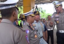 Kecelakaan Maut di Gerbang Tol Ciawi 2, Delapan Orang Tewas Korlantas Polri bersama Polda Jawa Barat terus mendalami penyebab kecelakaan, dengan fokus pada analisis rekaman CCTV dan olah TKP. Semoga keluarga korban diberi kekuatan. Foto: Harnas.id/ Istimewa