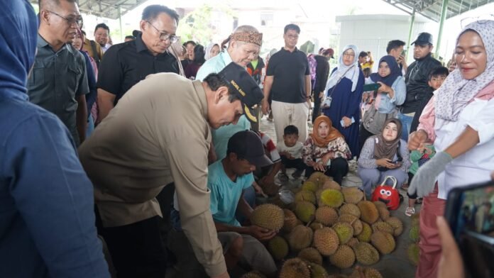 Festival Durian Leuwiliang Bogor. Foto: Istimewa