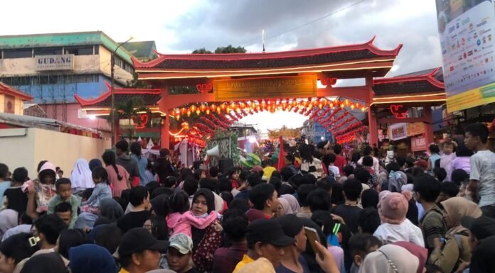 Keamanan Cap Go Meh Diuji! Dua Copet Tertangkap di Tengah Keramaian Suasana perayaan Cap Go Meh di Jalan Suryakencana, Kecamatan Bogor Tengah, Kota Bogor, pada Rabu (12/2/2025). Foto: Istimewa
