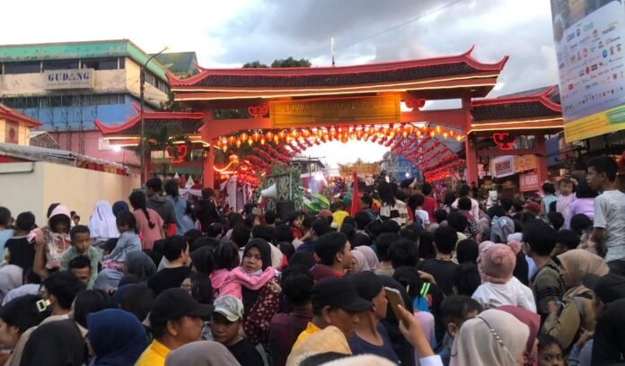 WhatsApp Image 2025-02-12 at 21.32.08 Suasana perayaan Cap Go Meh di Jalan Suryakencana, Kecamatan Bogor Tengah, Kota Bogor, pada Rabu (12/2/2025). Foto: Istimewa