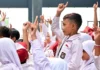 Anggaran Pendidikan Dipangkas, Sekolah Kurang, Masa Depan Anak Dipertaruhkan? Pemotongan anggaran pendidikan menuai kritik! Pengamat khawatir dampaknya ke pembangunan sekolah dan kualitas pendidikan di Indonesia. (Foto: Ilustrasi anak sekolah SD)