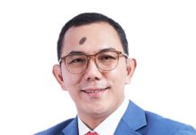 Skandal Pengoplosan BBM: Dirut PT Pertamina Internasional Shipping Jadi Tersangka Dirut PT Pertamina Internasional Shipping, Yoki Firnandi, resmi ditetapkan sebagai tersangka dalam kasus pengoplosan BBM. Foto: Intagram @yoki.firnandi