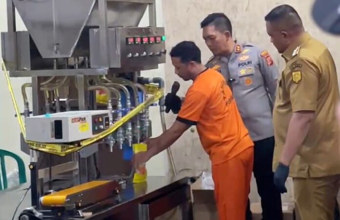 Bongkar Pabrik Ilegal Minyakita di Bogor, Polisi Temukan Fakta Mengejutkan Minyakita