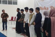 IKA FH Unpak Berikan Beasiswa untuk Mahasiswa Berprestasi
