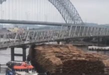 Beban Ekonomi di Balik Penutupan Alur Pelayaran Jembatan Mahakam I