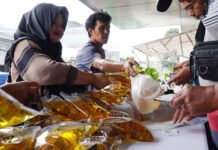 Pemkot Bogor Gelar Operasi Pasar Minyak Goreng! Dapatkan Minyakita Hanya Rp 14.700/Liter operasi pasar minyak goreng