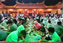 Vihara Dhanagun Rayakan 10 Tahun Kebersamaan dengan Bukber Anak Yatim Vihara Dhanagun Bogor Gelar Bukber Bersama Anak Yatim, Rayakan 10 Tahun Kebersamaan. Foto: Istimewa