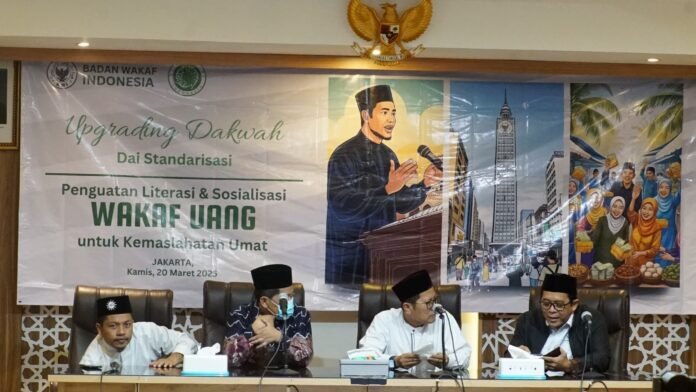 BWI Sebanyak 80 dai standarisasi MUI mengikuti Workshop Penguatan Literasi dan Sosialisasi Wakaf Uang yang diselenggarakan oleh BWI dan MUI di Kantor MUI, Jakarta, untuk meningkatkan pemahaman masyarakat tentang wakaf produktif. Foto: BWI