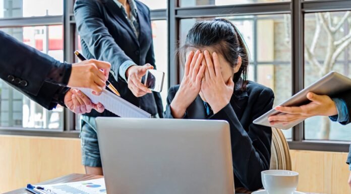 Tips Kelola Kesehatan Mental di Tempat Kerja