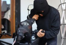 Ngeri! Motor Digasak Dalam Hitungan Detik di Bogor, Warga Cuma Bisa Teriak Motor