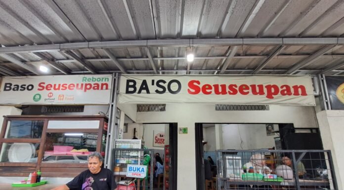 Ba’so Seuseupan: Cita Rasa Legendaris yang Selalu Dinanti Saat Lebaran Ba’so Seuseupan, kuliner legendaris Bogor yang selalu dicari saat Lebaran. Foto: Istimewa