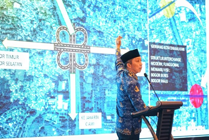 WhatsApp Image 2025-04-17 at 17.17.03 Wali Kota Bogor Dedie A. Rachim membuka Musrenbang RPJMD 2025–2029 dan RKPD 2026 di Mulia Grand Ballroom, Kamis (17/4/2025). Foto: Pemkot