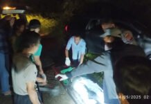 Pria Berjaket Ojol di Bogor Tewas dengan Luka di Leher Seorang pria berjaket ojol ditemukan tewas dengan luka di bagian leher di kawasan perumahan mangkrak di Kampung Sukabakti, Desa Cibeber 1, Kecamatan Leuwiliang, Kabupaten Bogor, Minggu (4/5/2025).