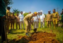 Kota Bogor Jadi Proyek Percontohan Rehabilitasi Sosial Berbasis Komunitas Suasana peluncuran program pemberdayaan dan rehabilitasi sosial berbasis komunitas di Kota Bogor yang dihadiri berbagai elemen pemerintah dan masyarakat. Foto: Pemkot Bogor