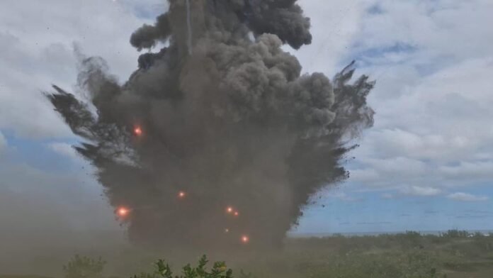 nsiden ledakan terjadi saat prajurit TNI menyiapkan detonator di lubang pemusnahan amunisi di Garut, Senin (12/5/2025), menewaskan 13 orang di lokasi. Foto: Istimewa