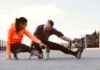 Rahasia Olahraga Sehat: Efektif, Efisien, dan Tetap Menyenangkan Pemanasan sebelum olahraga adalah kunci utama mencegah cedera dan mempersiapkan tubuh untuk aktivitas fisik. Foto: Freepik