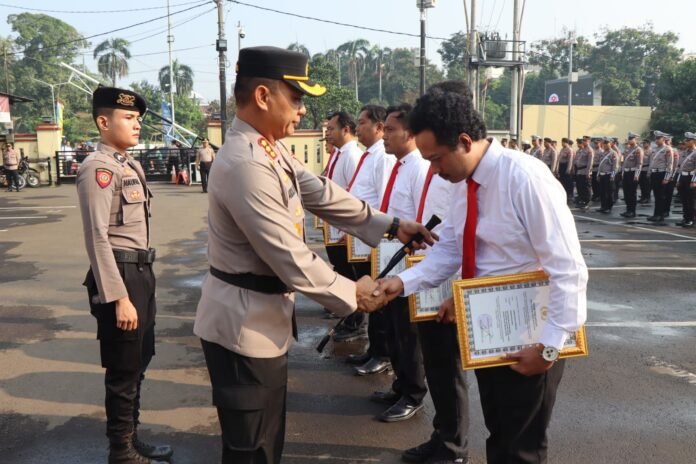 119e8ada-9fc2-4a44-88a0-ac9210648beb