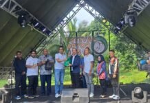Wali Kota Bogor Resmikan Festival Kopyor 2025, Dorong Bogor Jadi City of Gastronomy Wali Kota Bogor, Dedie A. Rachim, meresmikan Festival Kopyor 2025 di Kebun Kelapa Kopyor, yang menjadi momentum penting untuk mewujudkan Bogor sebagai City of Gastronomy. Foto: Harnas.id/ Hadi