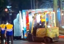 Truk Mitsubishi Fuso Terguling di Bogor Akibat Rem Blong, Beruntung Tak Ada Korban Jiwa Evakuasi truk terguling di Bogor. Foto: Tangkapan Layar