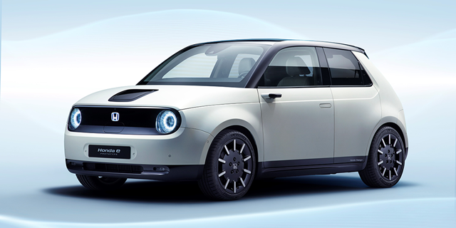 honda-e-prototype-concept-car-genf-2019-03 Siap menyambut masa depan otomotif! Mobil listrik dan motor terbaru 2025 yang siap mengaspal di Indonesia. Inovasi desain dan teknologi yang ramah lingkungan, memenuhi kebutuhan pasar Indonesia. Foto: Honda