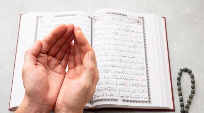 Doa Mujarab untuk Meminta Kesehatan Sesuai Dalil Hadist dan Al-Qur’an Doa-doa mujarab untuk meminta kesehatan, sesuai dengan dalil Al-Qur'an dan Hadist Nabi Muhammad SAW, yang dapat membantu menjaga tubuh dan jiwa tetap sehat serta terhindar dari penyakit. Foto: Istimewa