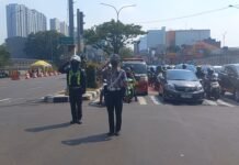 Polantas Depok Gelar Mengheningkan Cipta di Jalan Margonda Peringati HUT ke-80 R