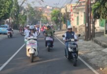 Ratusan Scooterist Ramaikan Konvoi Kebangsaan di Depok, Wali Kota: Komunitas Motor Punya Peran Strategis Semangat persatuan di jalan raya! Ratusan scooterist ramaikan Konvoi Kebangsaan Depok 2025. Foto: Harnas.id/ Agung