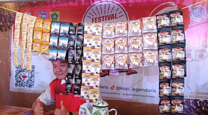 Enam Kopi Ikonik Ramaikan Festival Merah Putih 2025, Bogor Siap Jadi Kota Kopi Dari Bah Sipit hingga Oplet, brand kopi ikonik Bogor tampil dalam satu panggung bersejarah. Foto: Harnas.id/ Istimewa