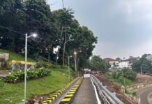 Lintasan R2 Batutulis Mulai Dioperasionalkan Rabu Malam Jalur Batutulis yang mulai beroperasi Rabu (27/8/2025) pukul 00.00 WIB. Jalur selebar 2,5 meter ini diharapkan membantu mobilitas warga meski kondisi tanah masih labil. Foto: Isrtimewa