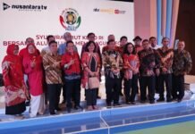Alumni USU Jabodetabek Peduli Gelar Syukuran HUT ke-80 RI, Perkuat Kebersamaan dan Kepedulian Sosial Ketua AUJP Patar Situmorang bersama para alumni USU Jabodetabek Peduli saat merayakan HUT ke-80 RI di NT. Tower, Jakarta. Foto: Harnas.id/ Istimewa