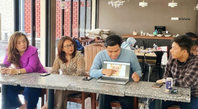 Kenali Sinusitis: Peradangan Rongga Hidung yang Sering Dianggap Sepele dr. Guntur Bayu Bima Pratama, Sp.THT-KL, spesialis THT Eka Hospital Depok, memberikan penjelasan mengenai gejala dan penanganan sinusitis. Foto: Harnas.id/ IJS